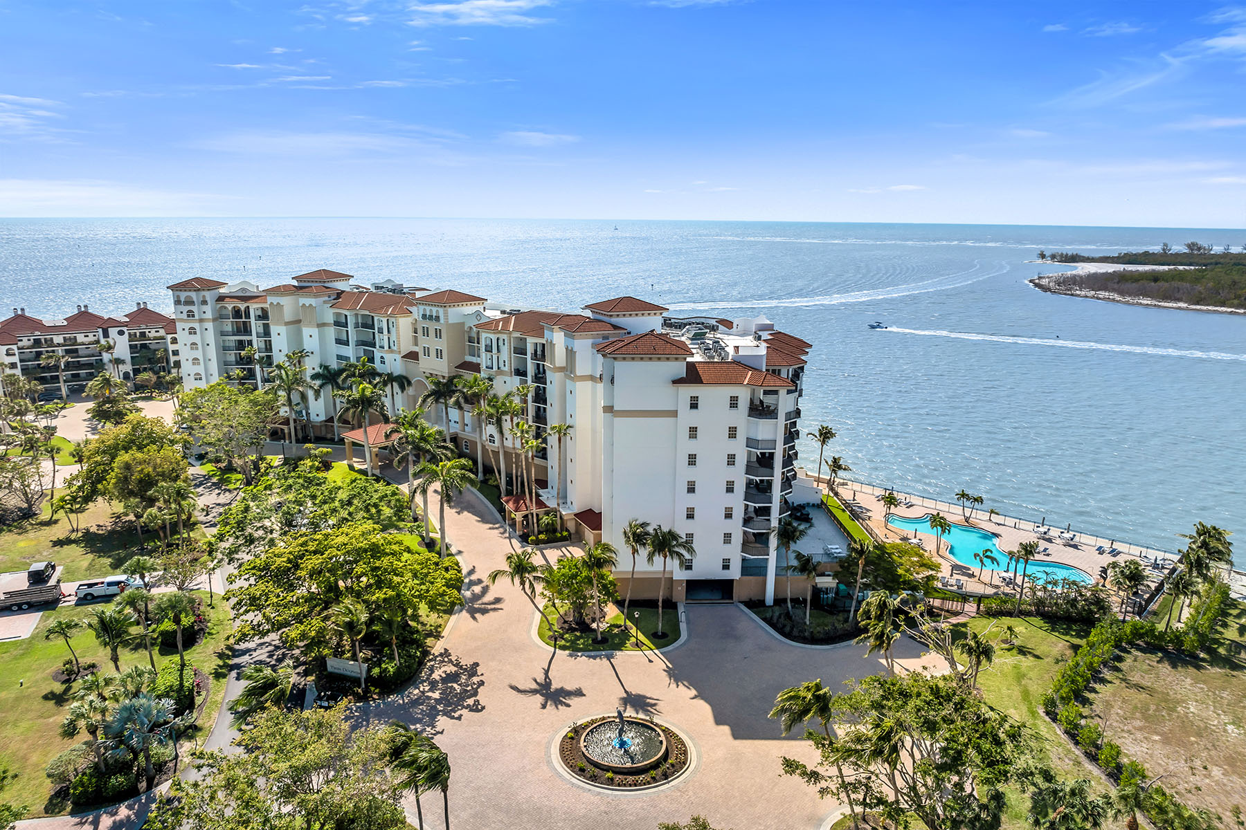 700 La Peninsula Boulevard , 306