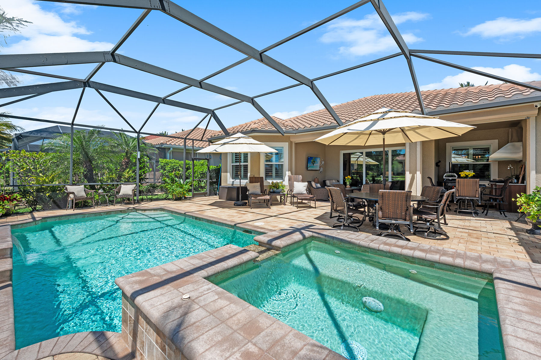 9245 Campanile Circle