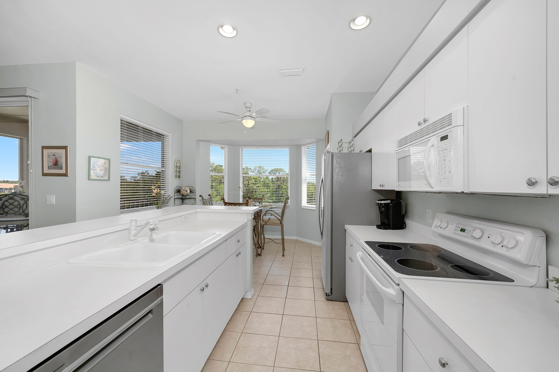 3800 Sawgrass Way , 3142