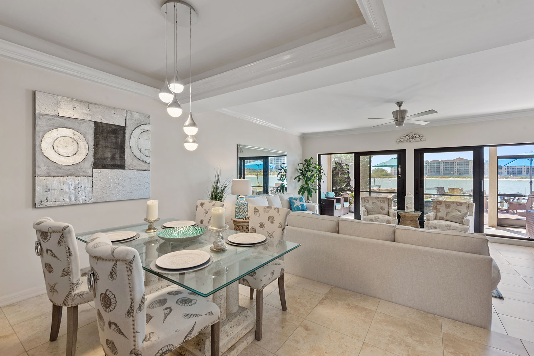 504 La Peninsula Boulevard , 504