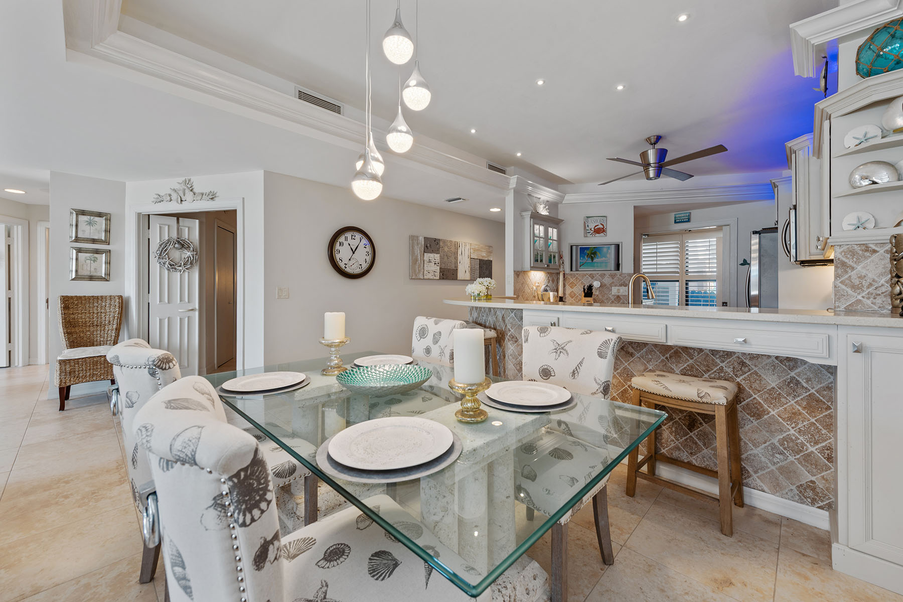 504 La Peninsula Boulevard , 504