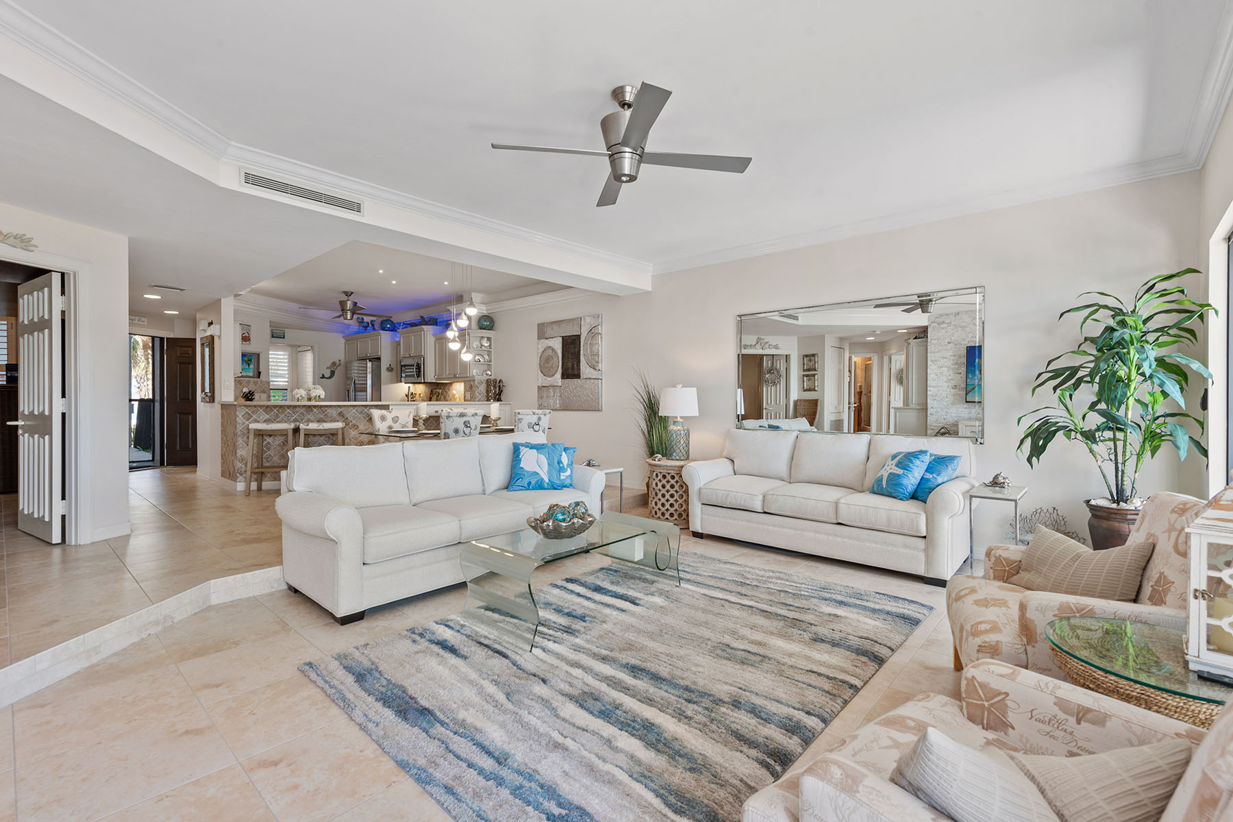504 La Peninsula Boulevard , 504