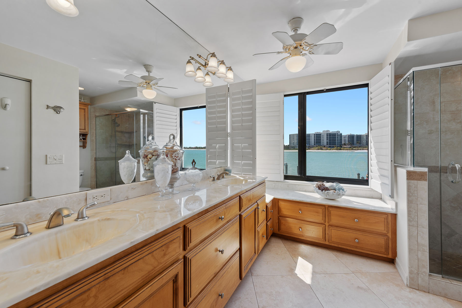 504 La Peninsula Boulevard , 504