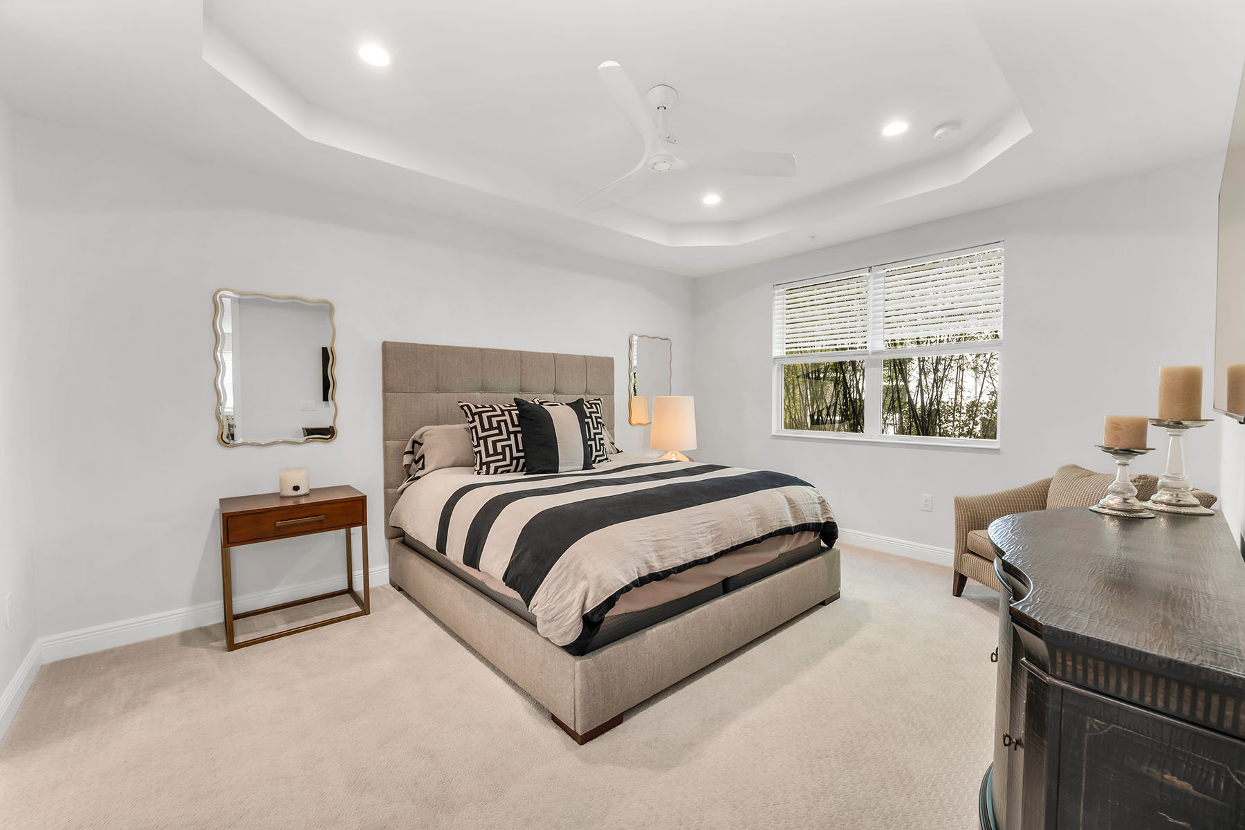 2560 Seychelles Drive , 1004