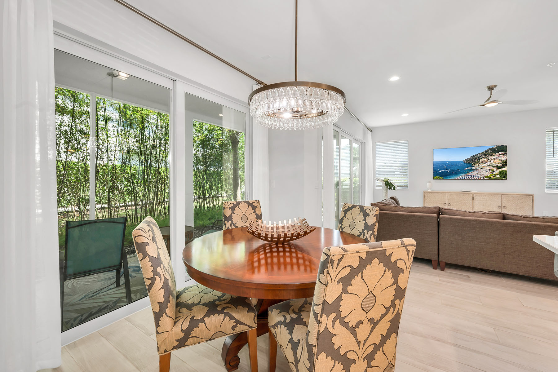 2560 Seychelles Drive , 1004