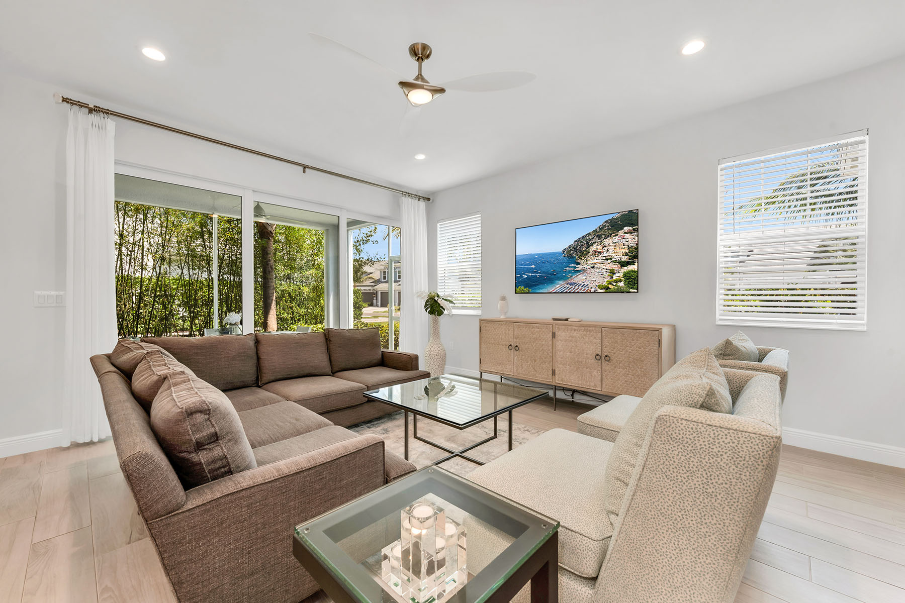2560 Seychelles Drive , 1004