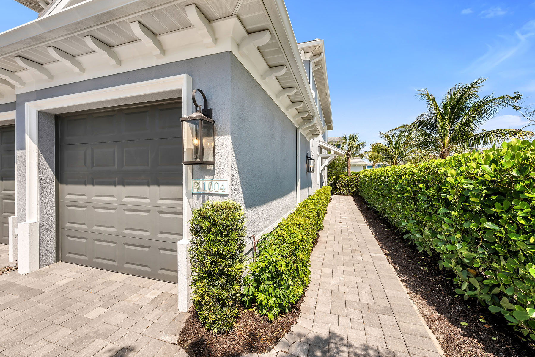 2560 Seychelles Drive , 1004