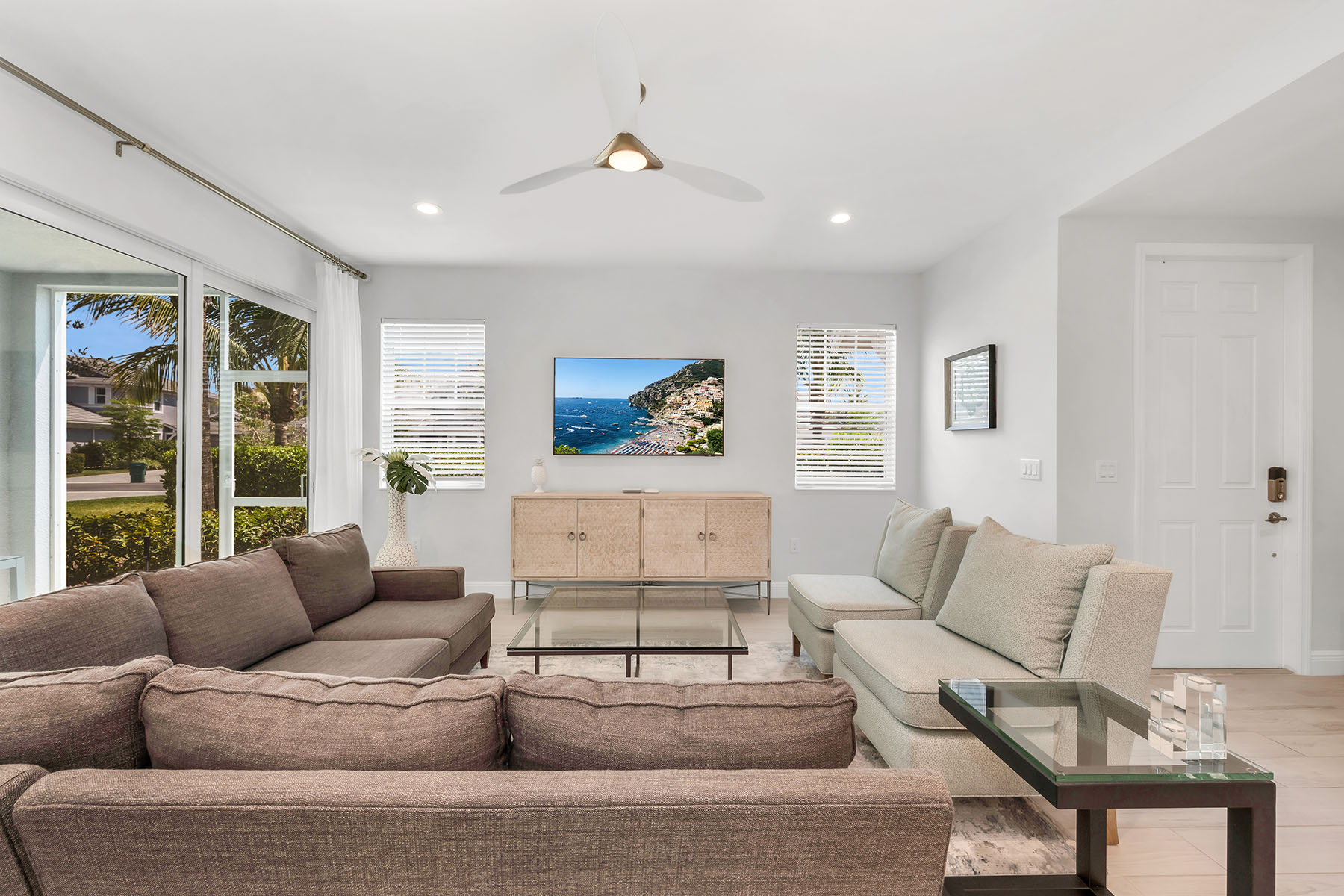 2560 Seychelles Drive , 1004