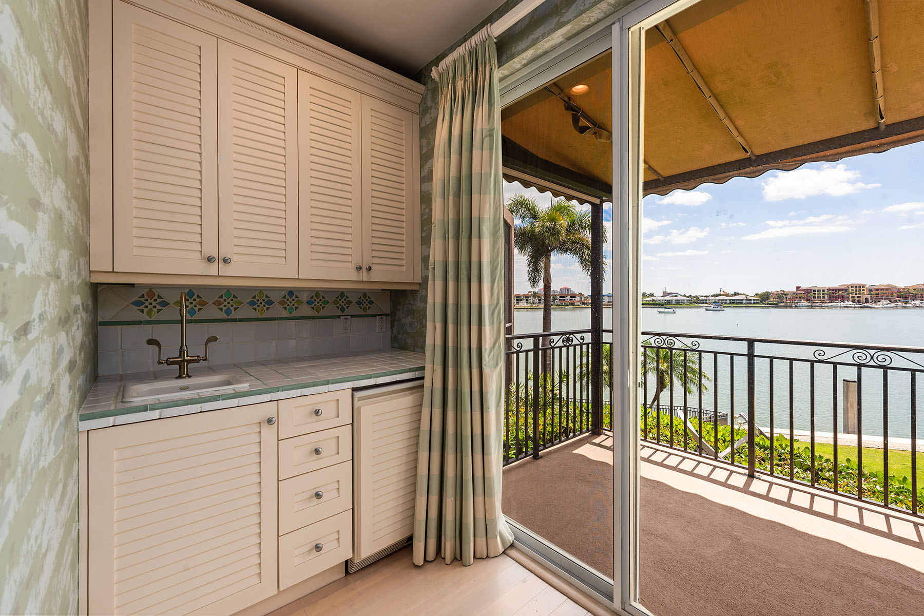 761 Rockport Court