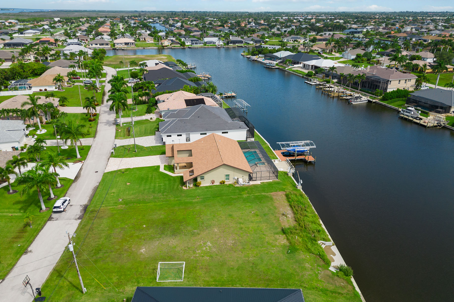 3051 SW 27th Place