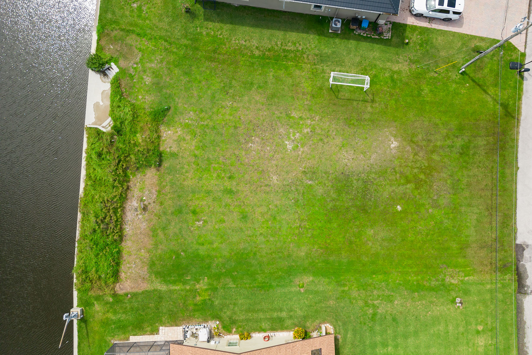 3051 SW 27th Place