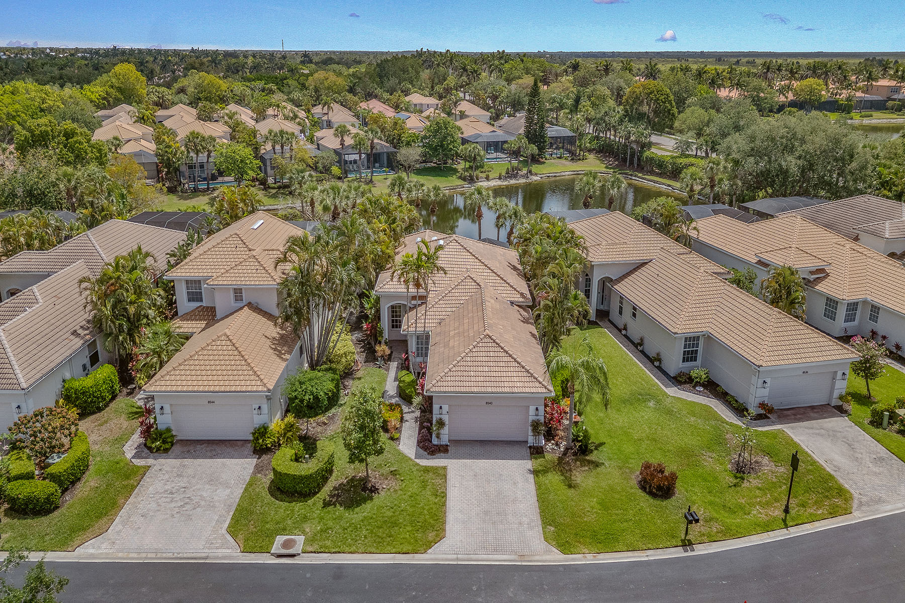 8540 Pepper Tree Way
