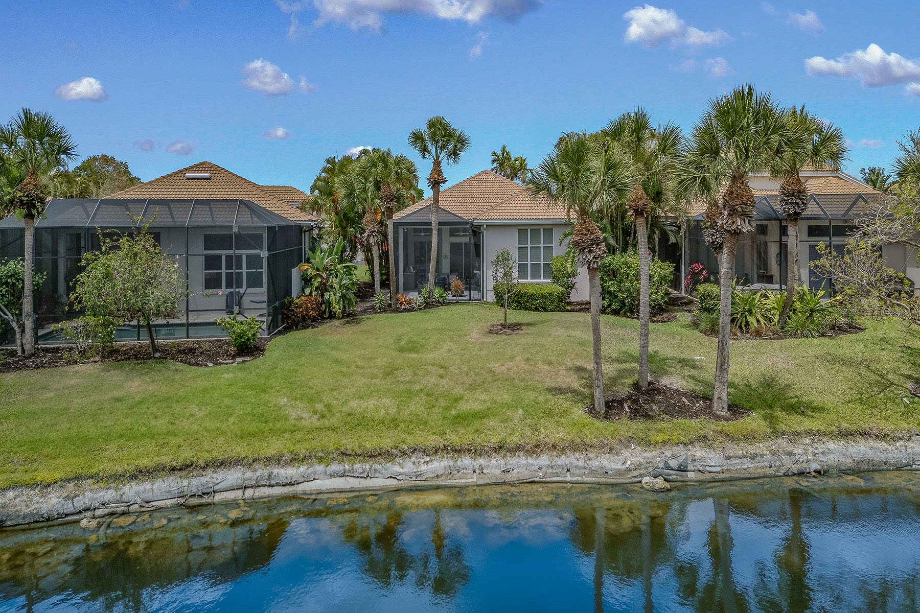 8540 Pepper Tree Way