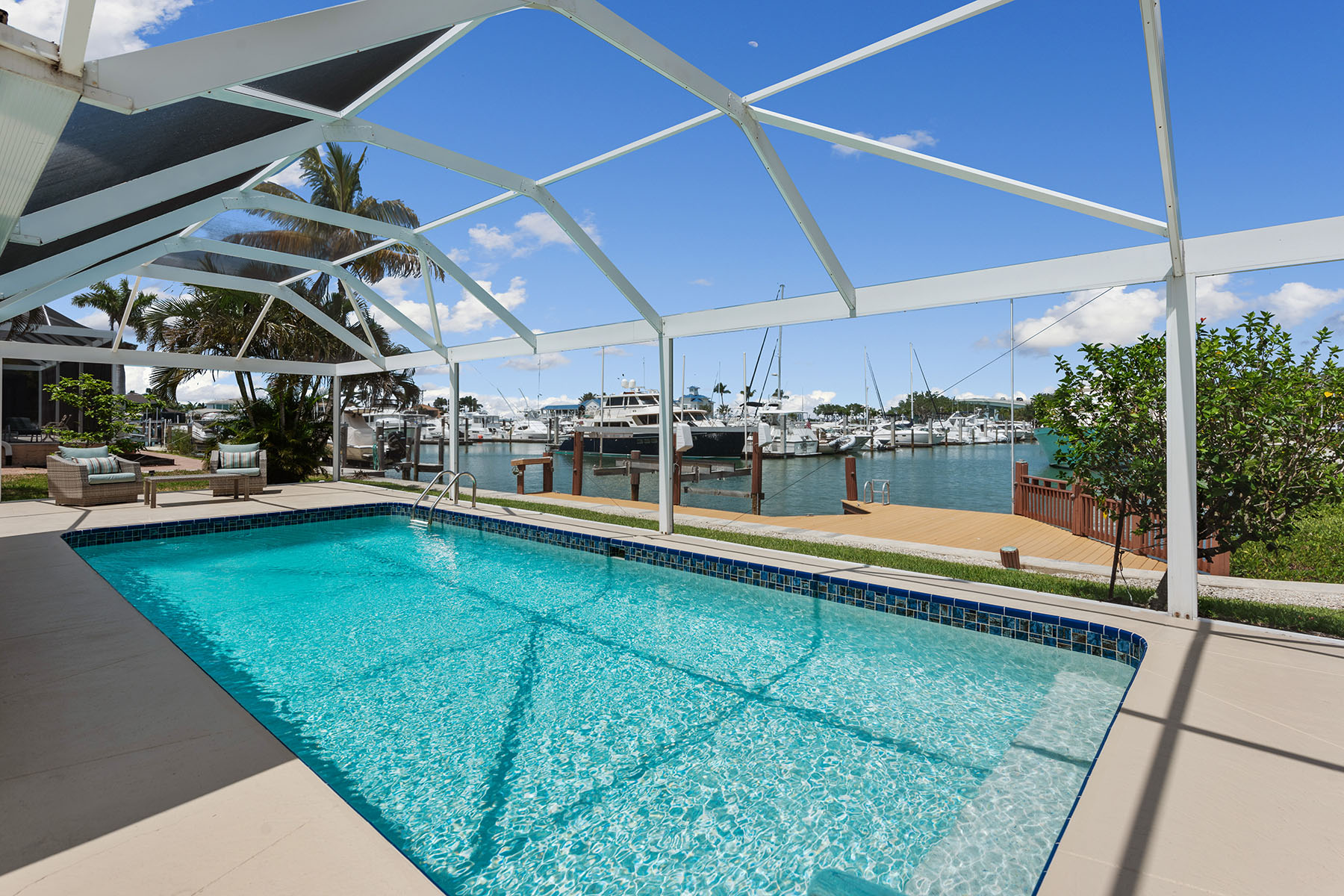 819 Buttonwood Court