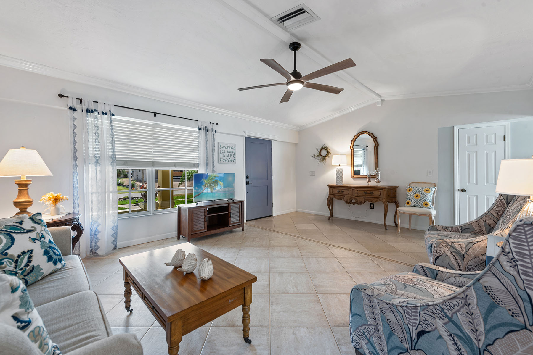 819 Buttonwood Court