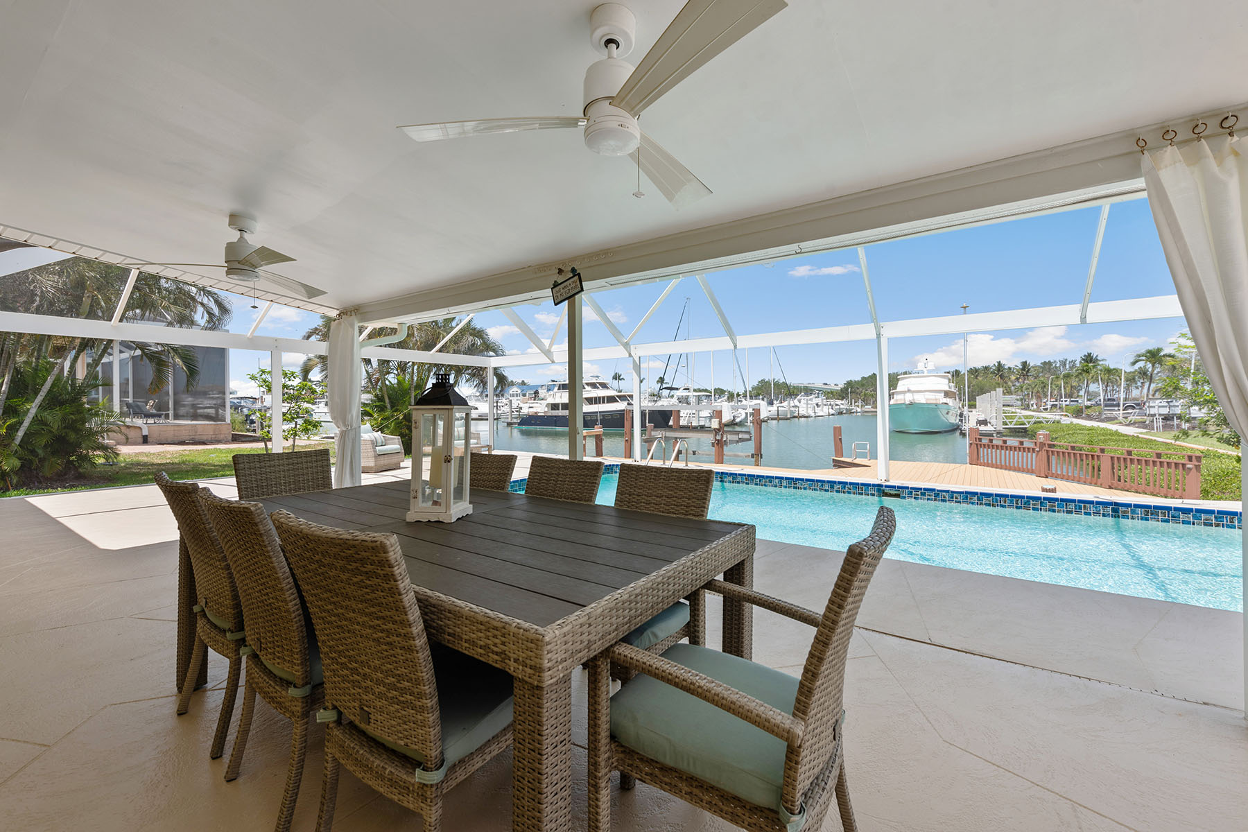 819 Buttonwood Court