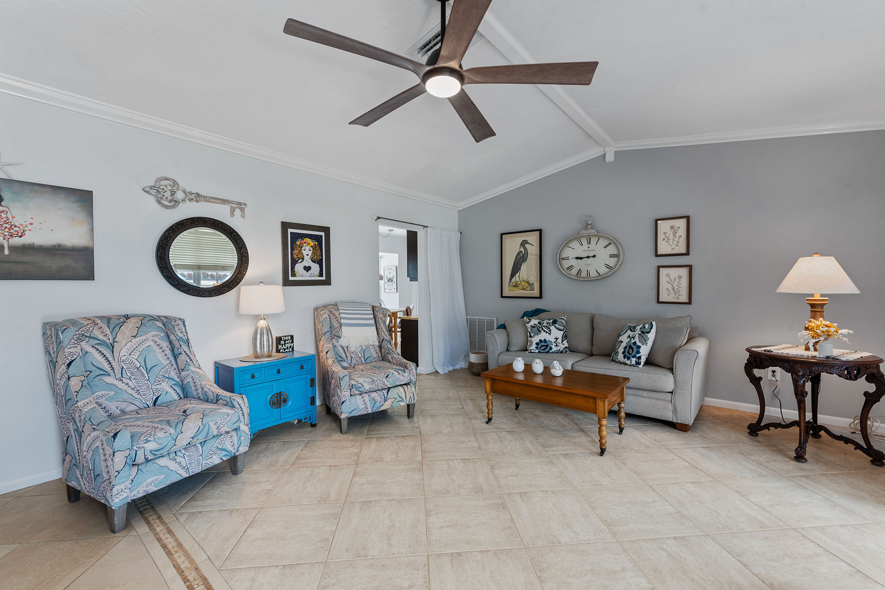 819 Buttonwood Court