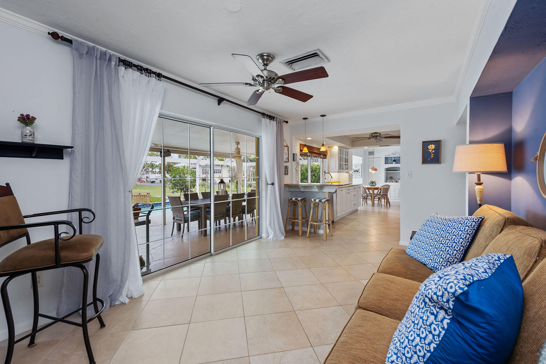 819 Buttonwood Court
