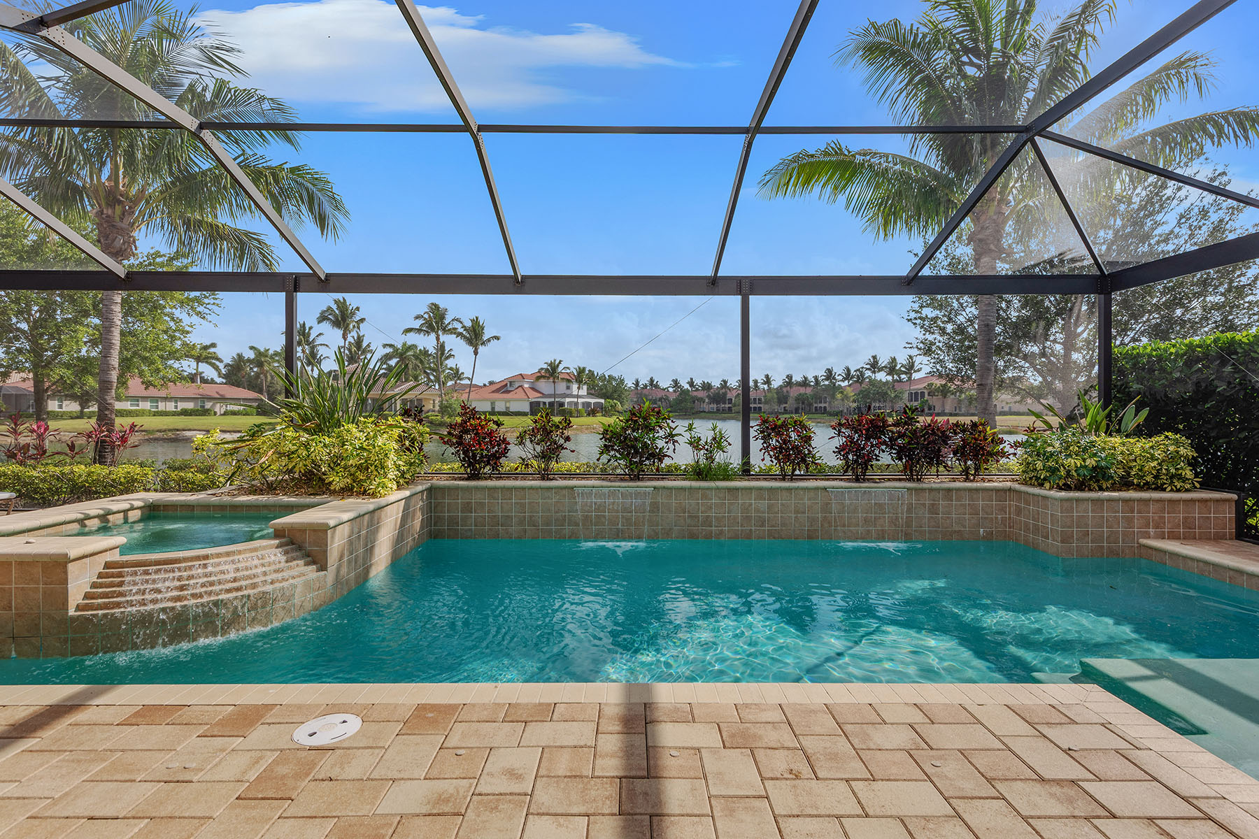 9479 Lagomar Court