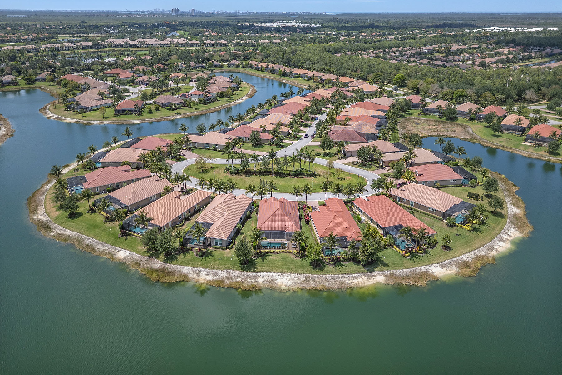 9479 Lagomar Court