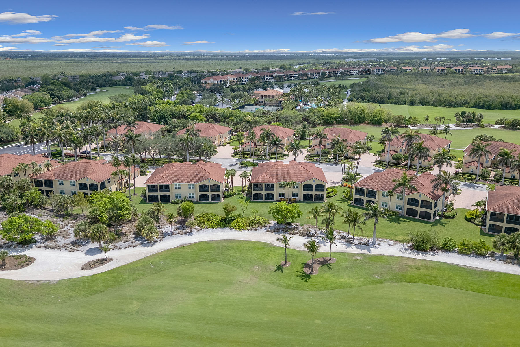 1263 Rialto Way , 102