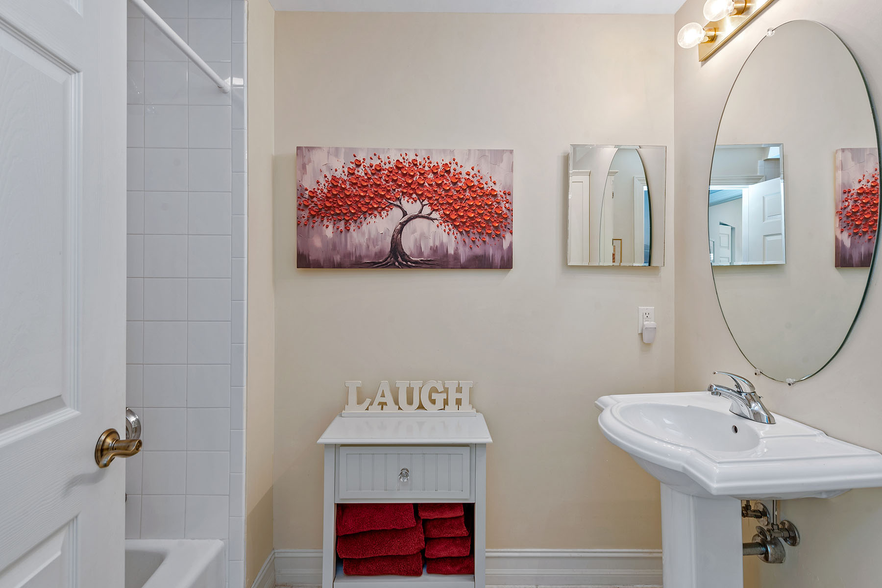 1263 Rialto Way , 102