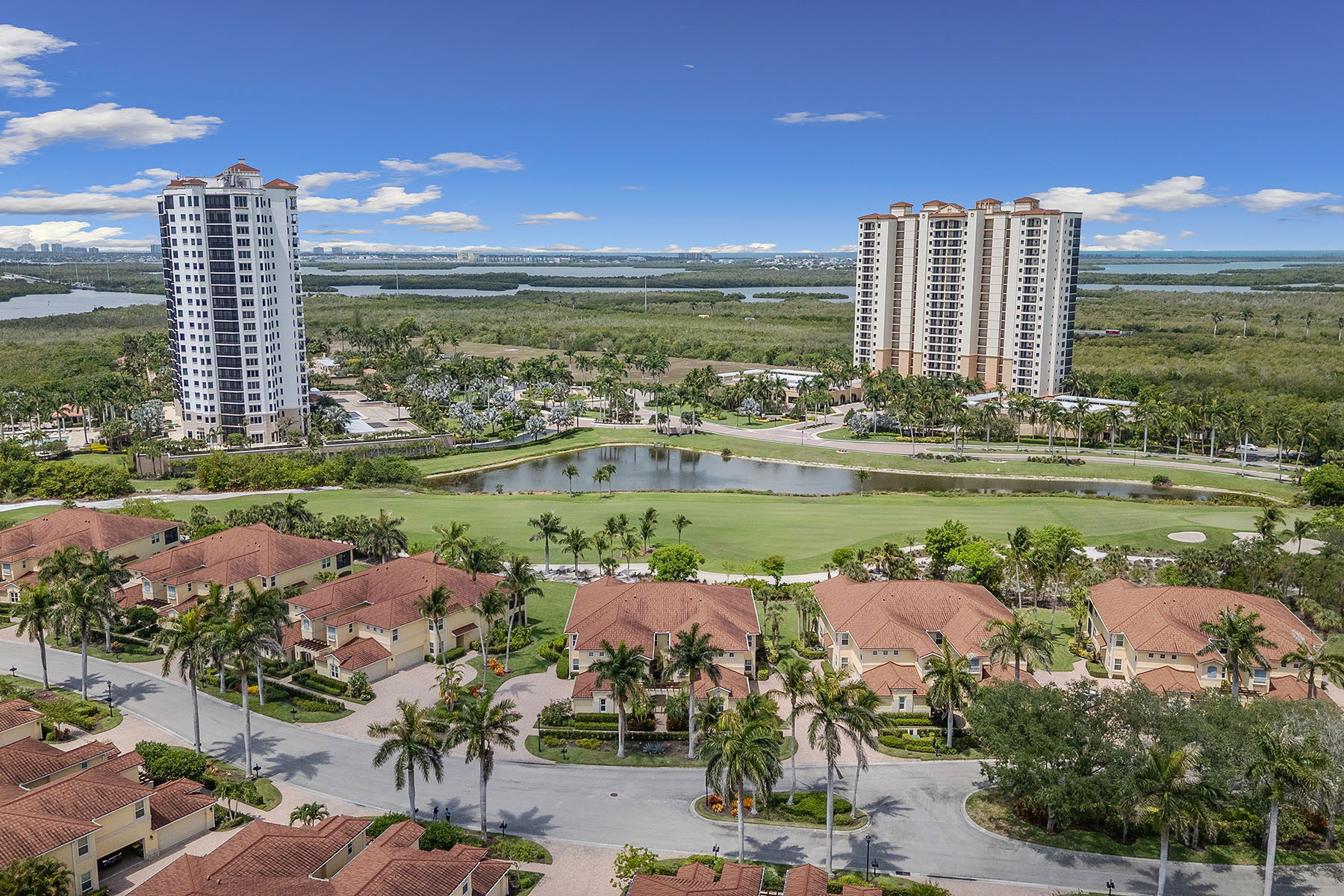 1263 Rialto Way , 102
