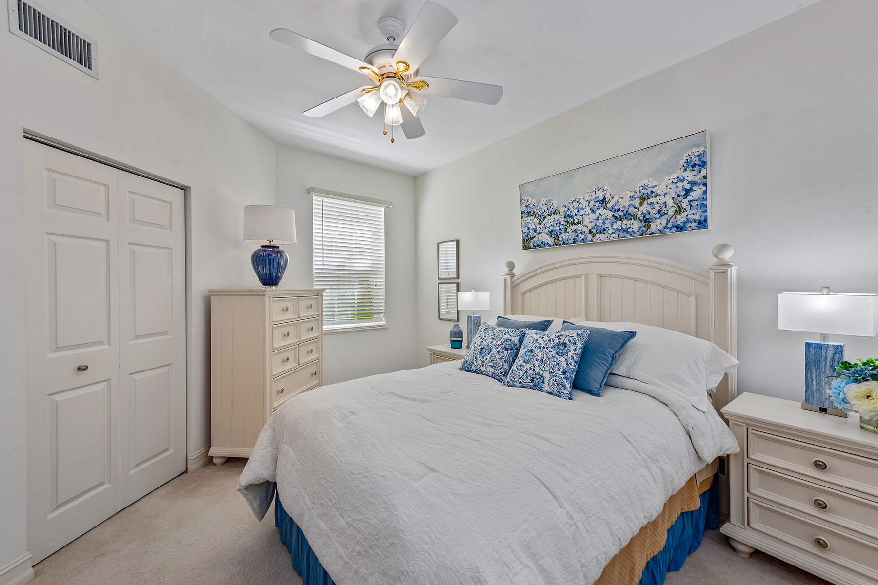 1263 Rialto Way , 102