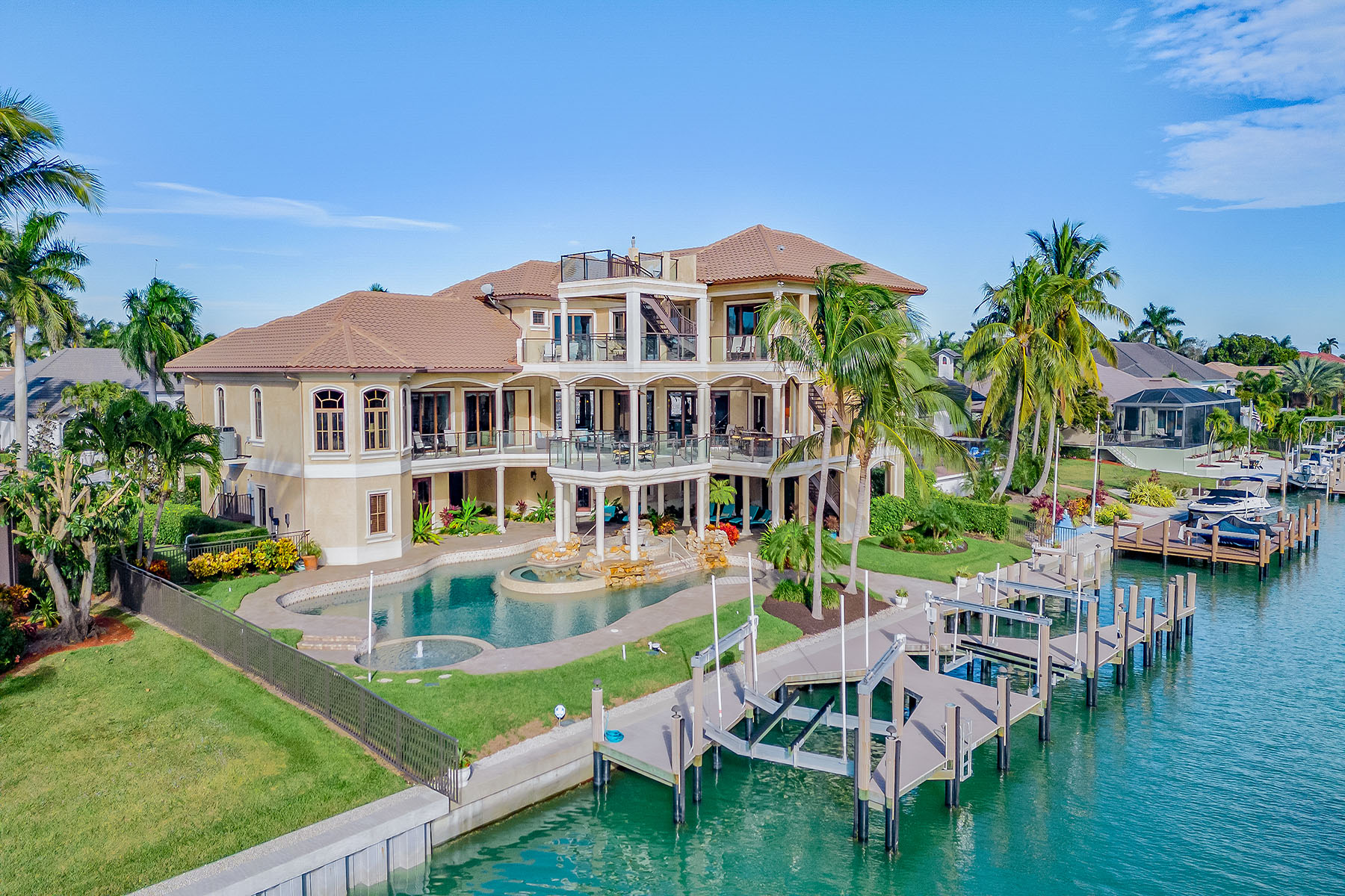 1547 Caxambas Court