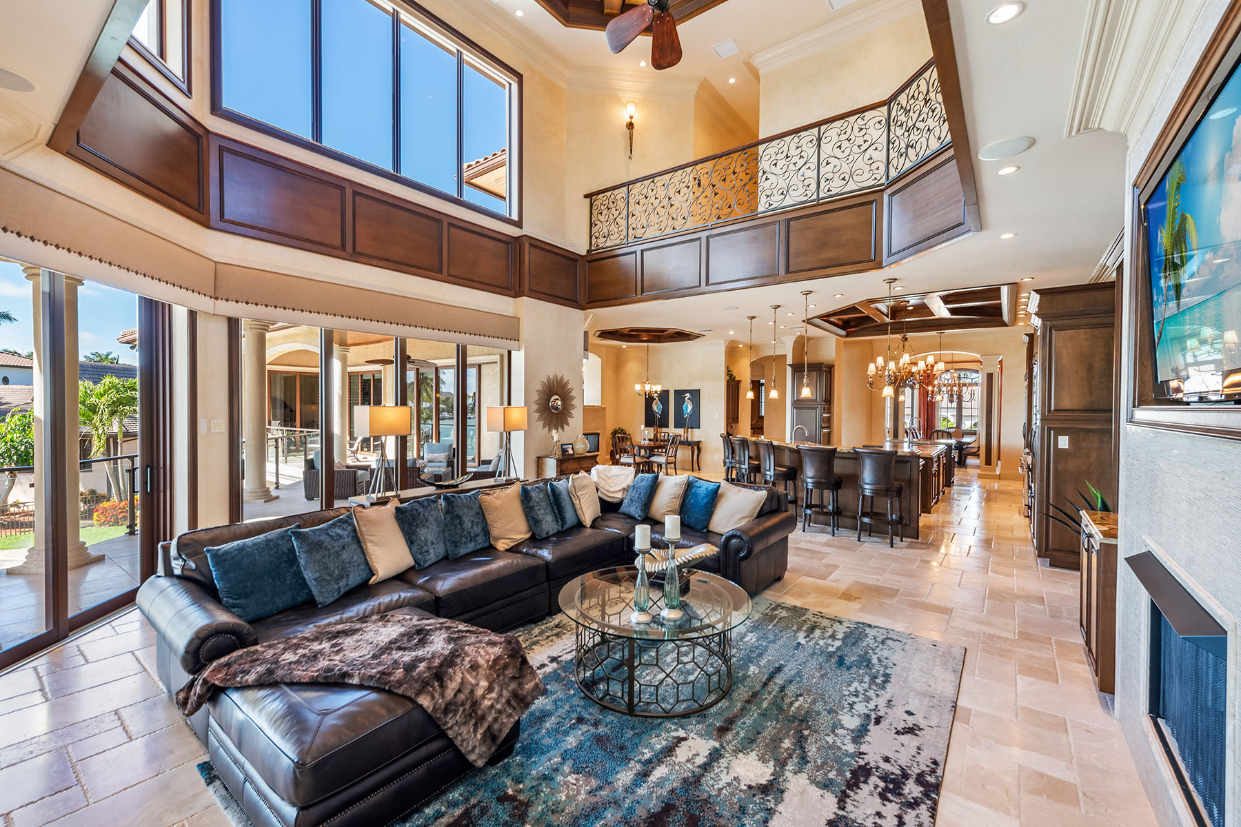 1547 Caxambas Court