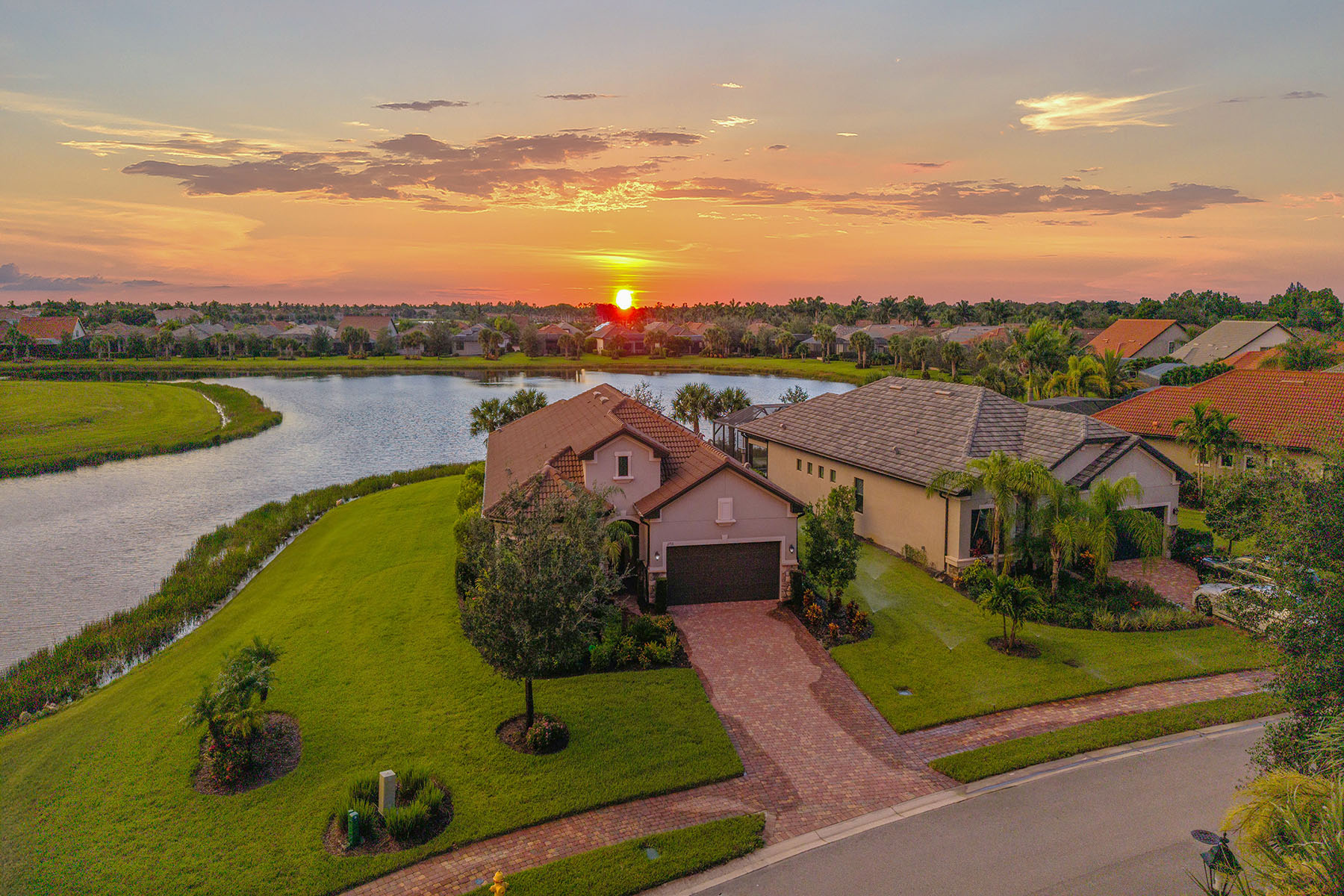 2703 Aviamar Circle