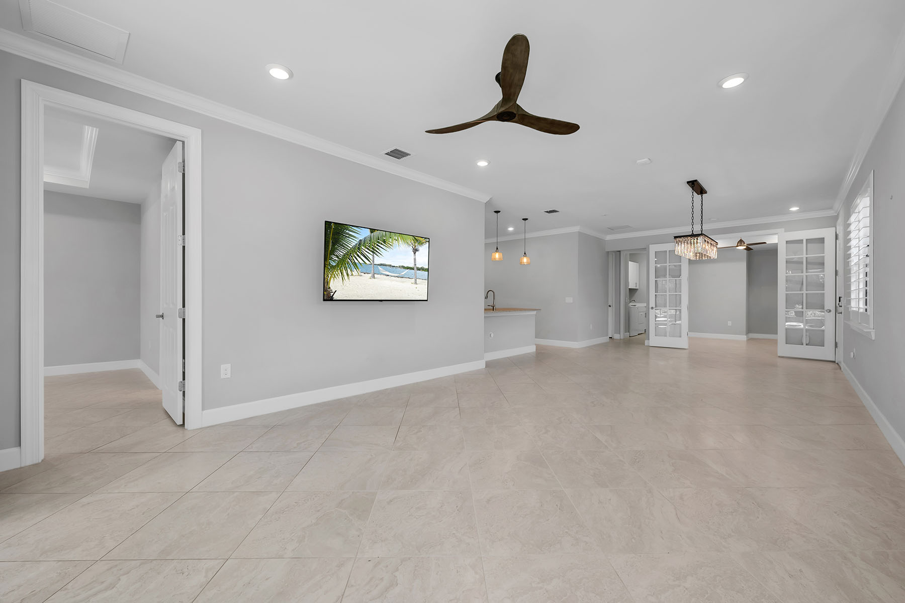 7690 Jacaranda Lane