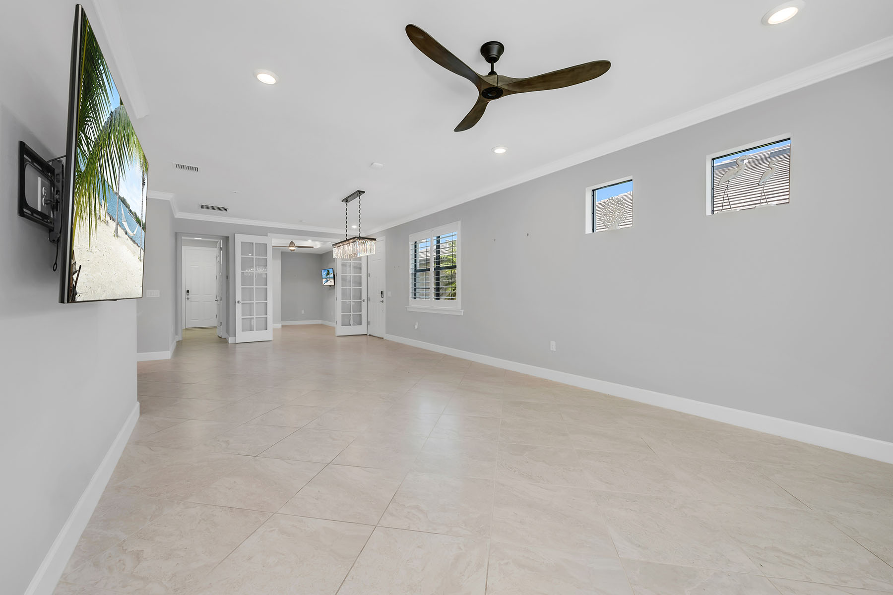 7690 Jacaranda Lane