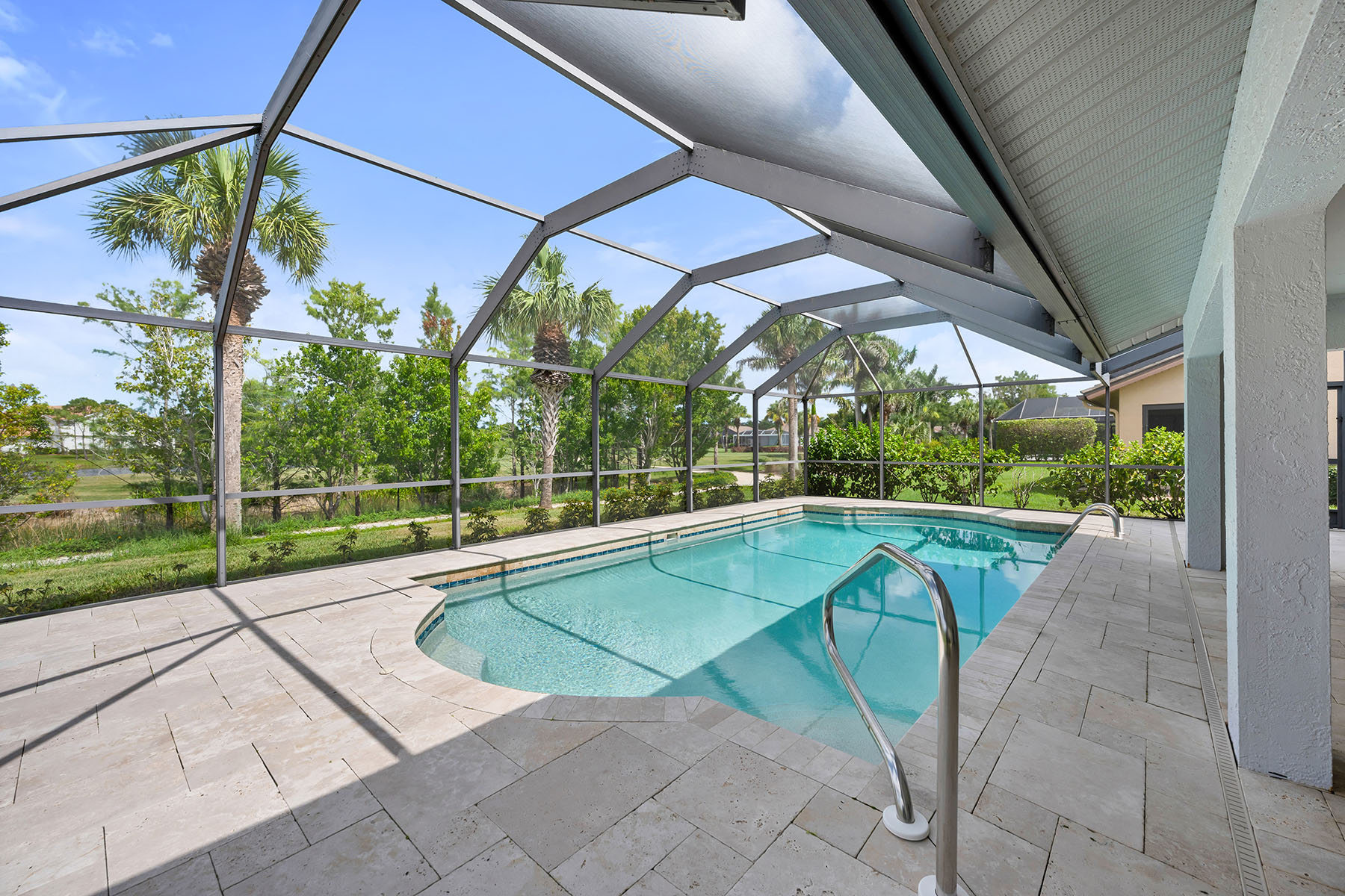 221 Saint James Way