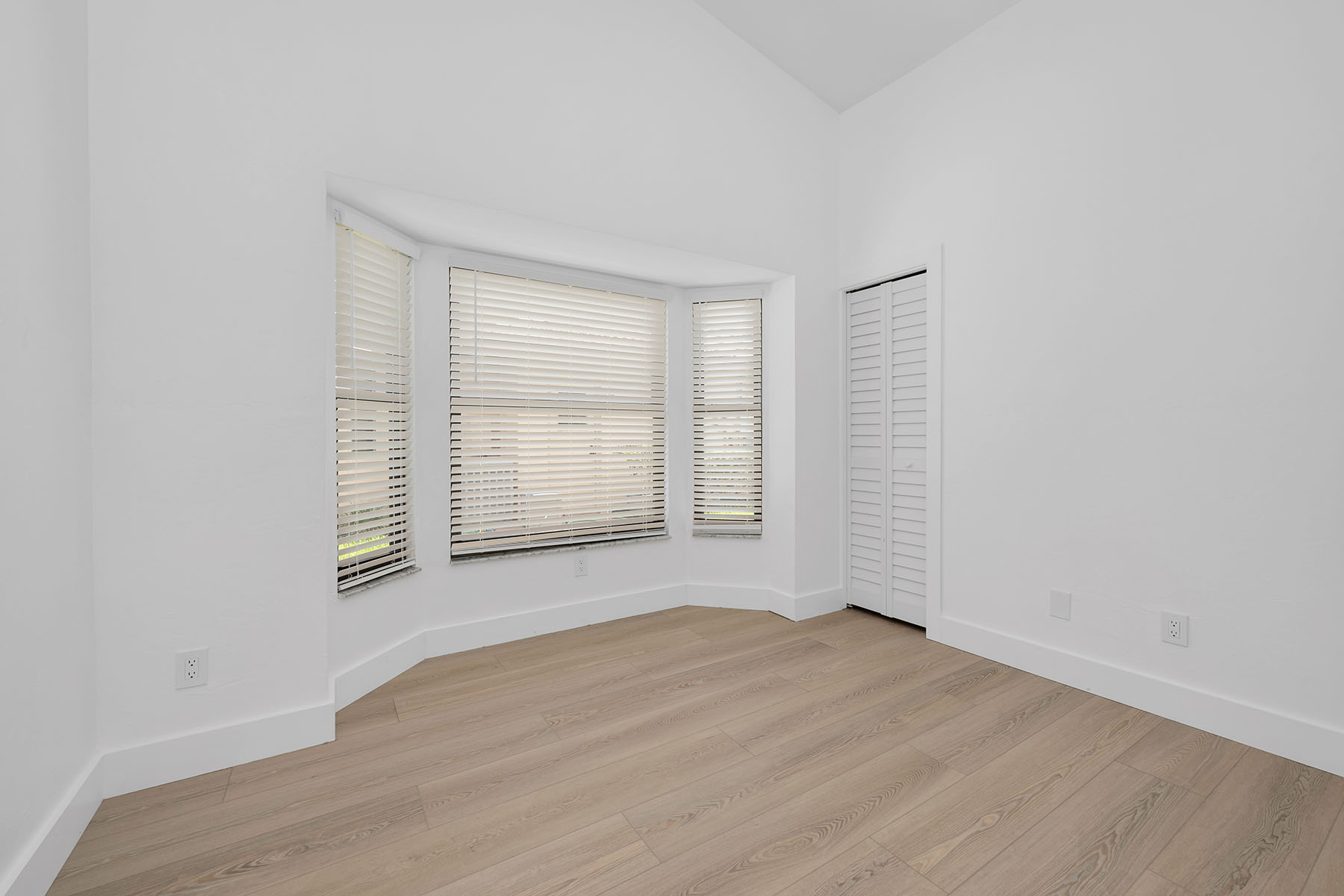 221 Saint James Way