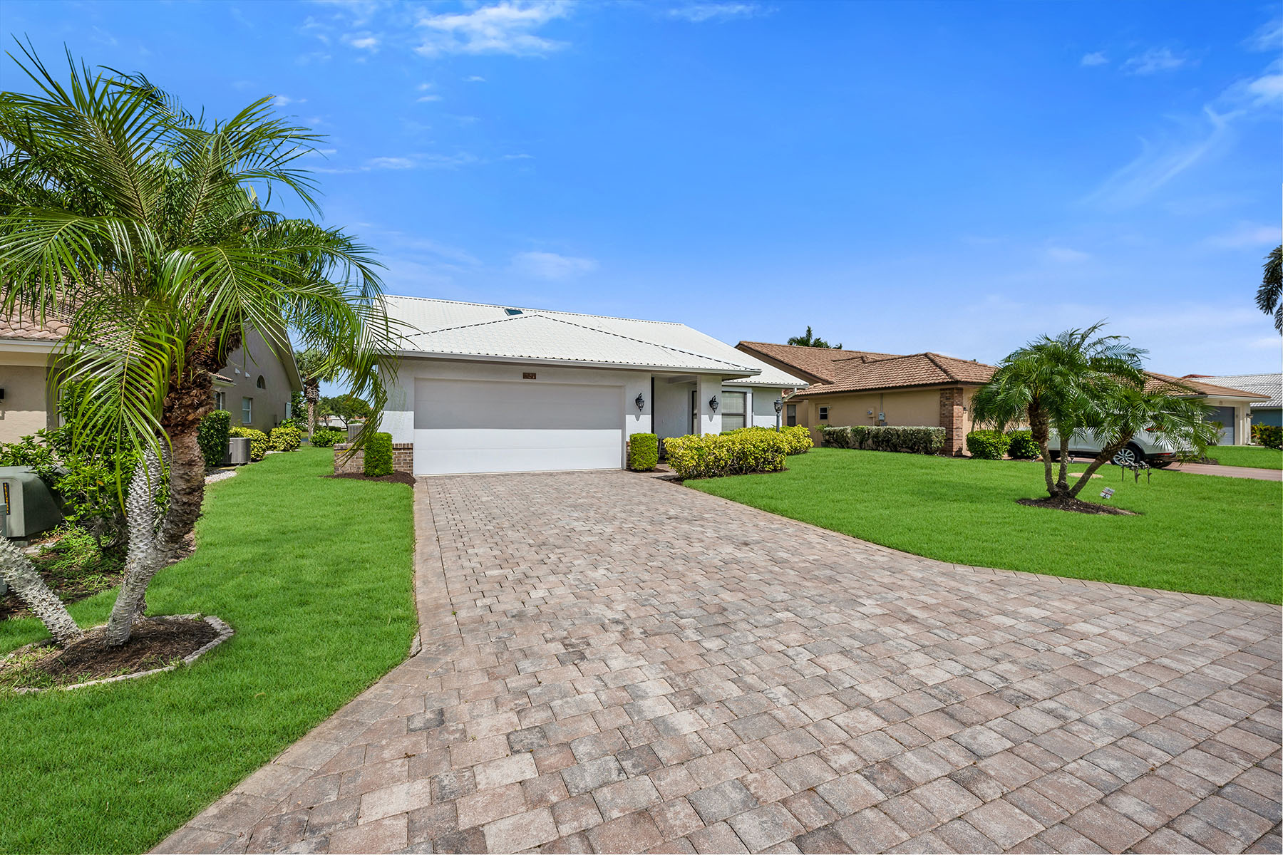 221 Saint James Way