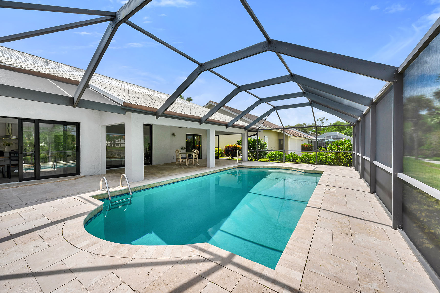 221 Saint James Way