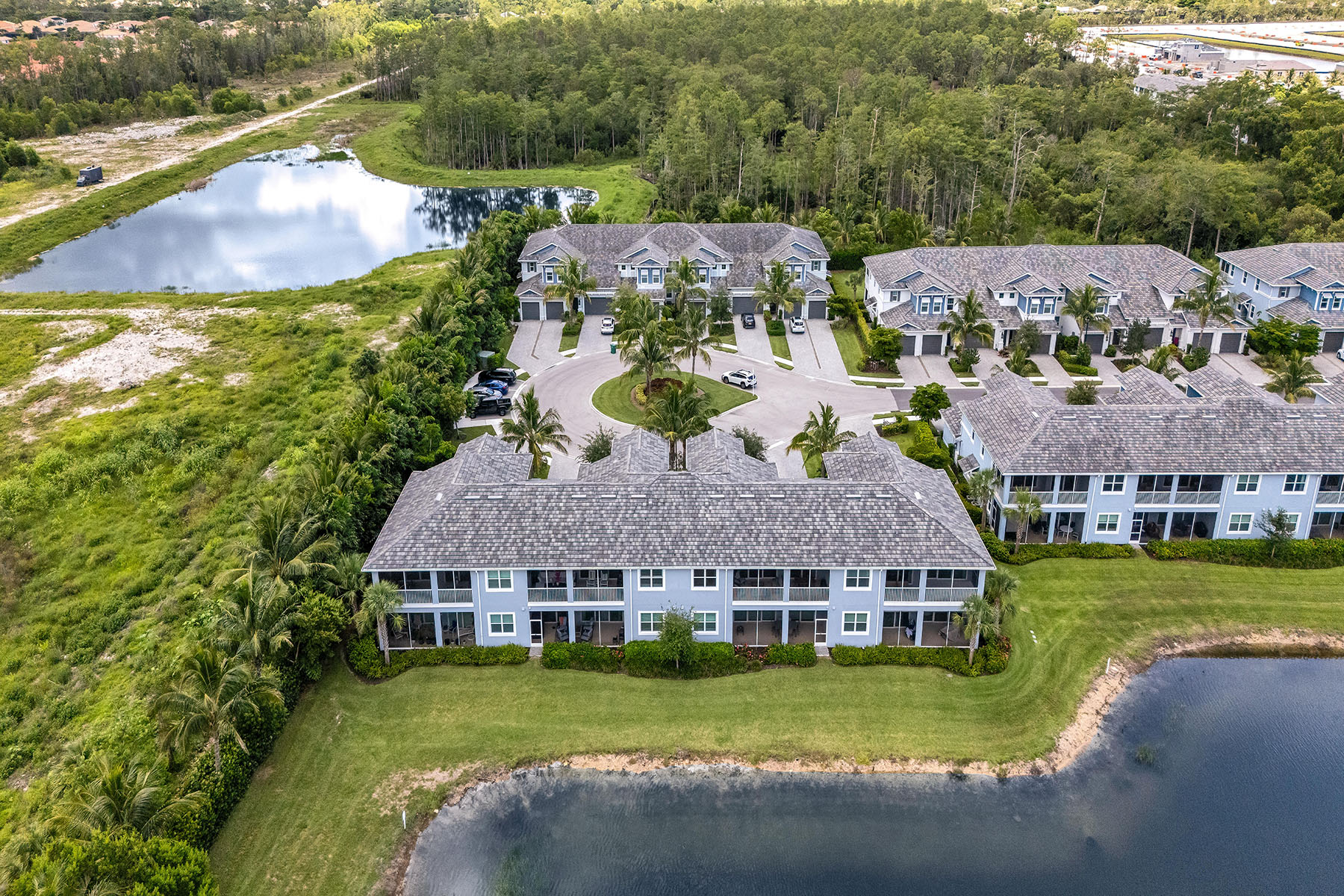2543 Seychelles Drive , 606