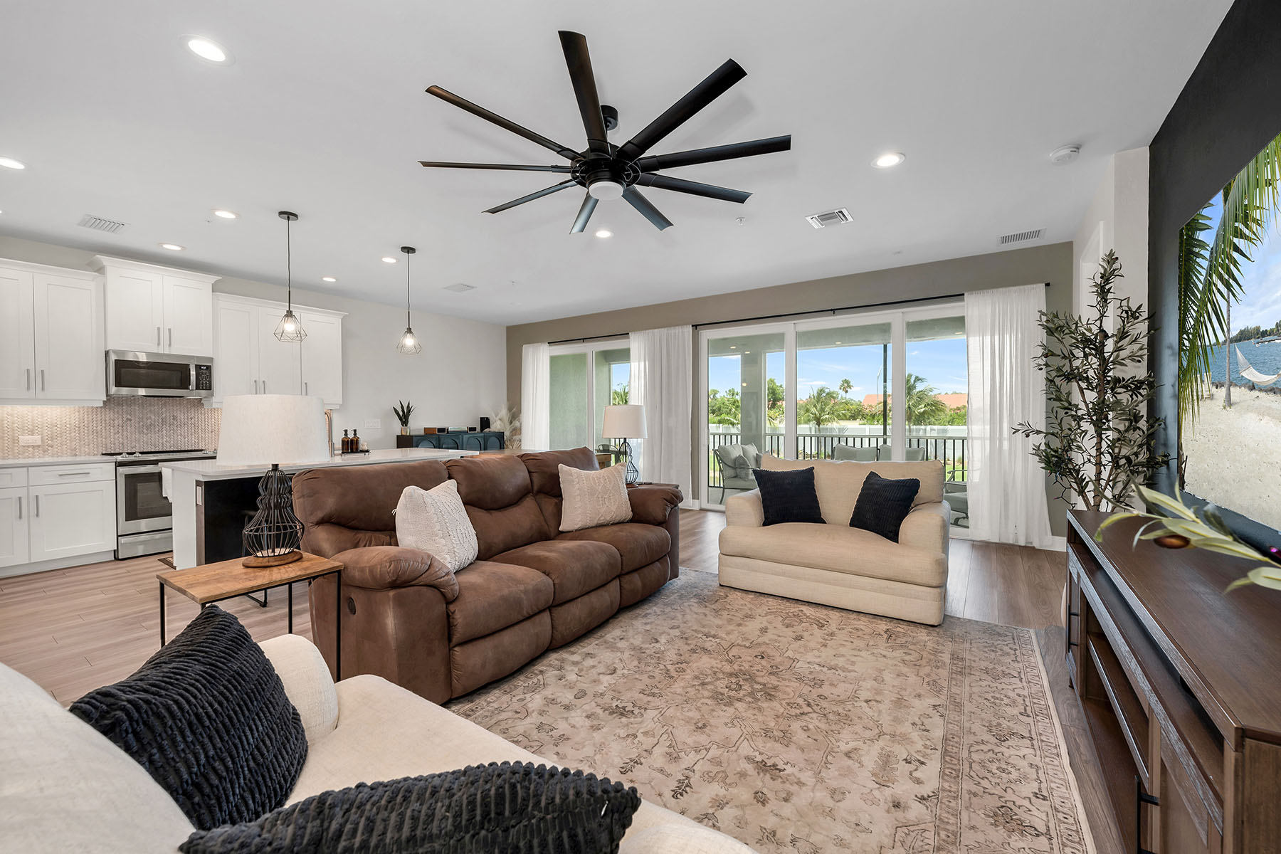 2543 Seychelles Drive , 606