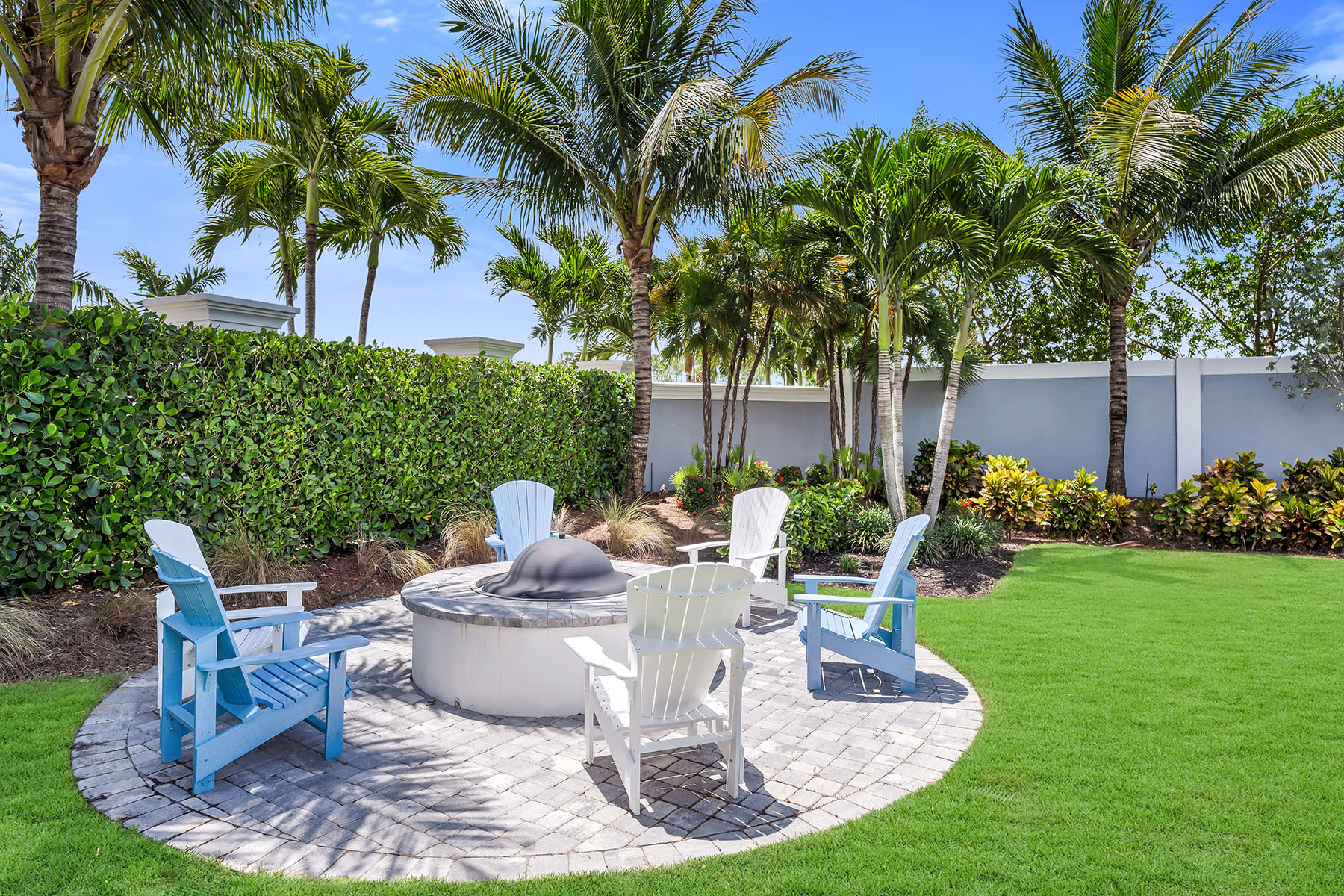2543 Seychelles Drive , 606