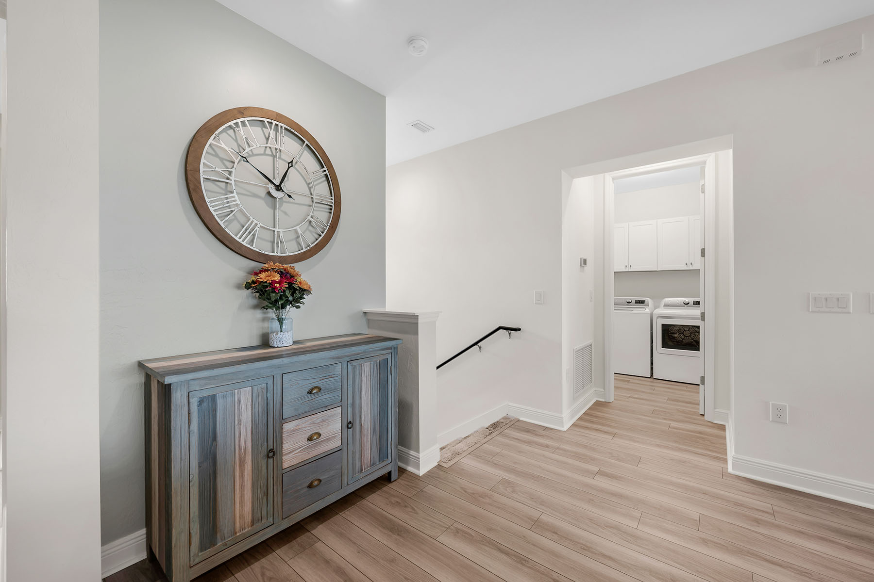 2543 Seychelles Drive , 606