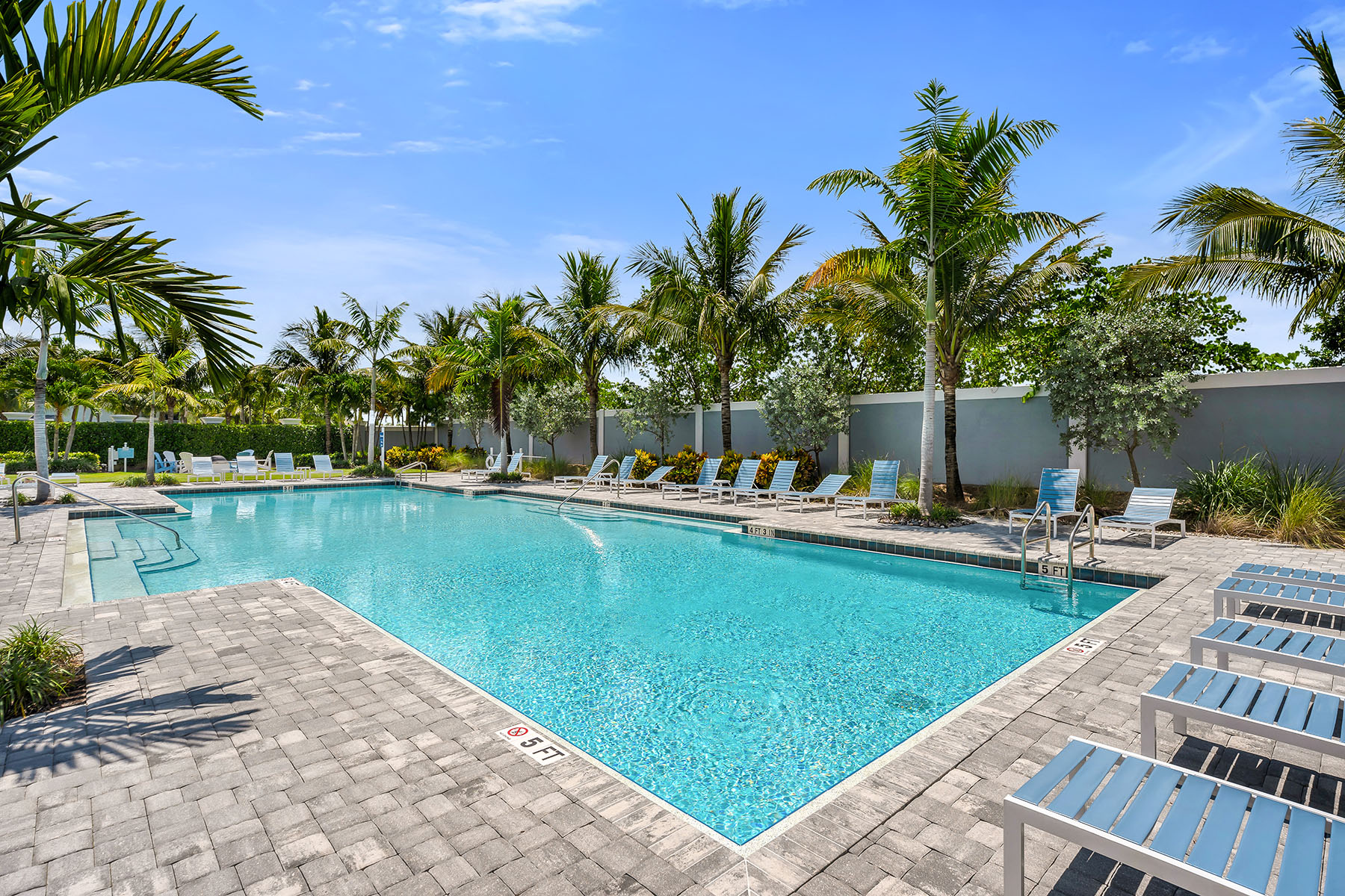 2543 Seychelles Drive , 606