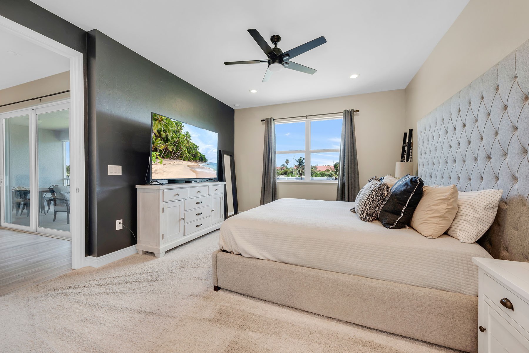 2543 Seychelles Drive , 606