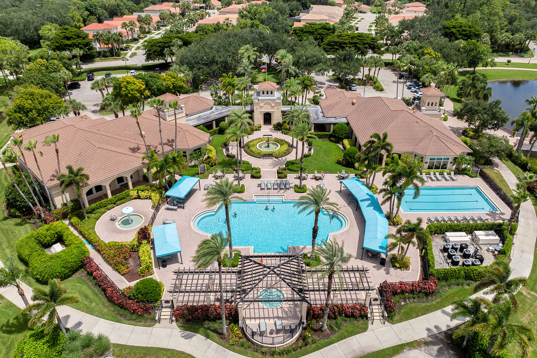 1293 Barrigona Court