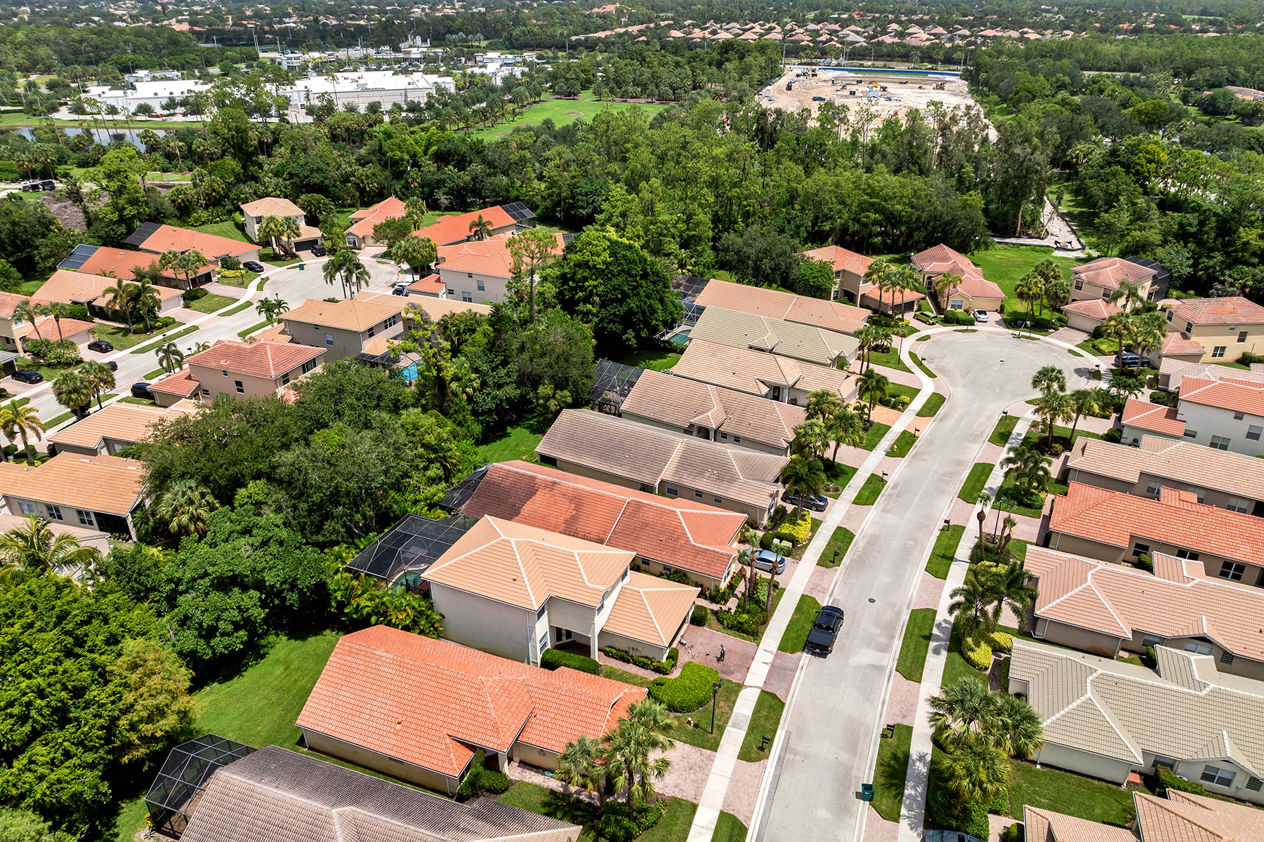 1293 Barrigona Court