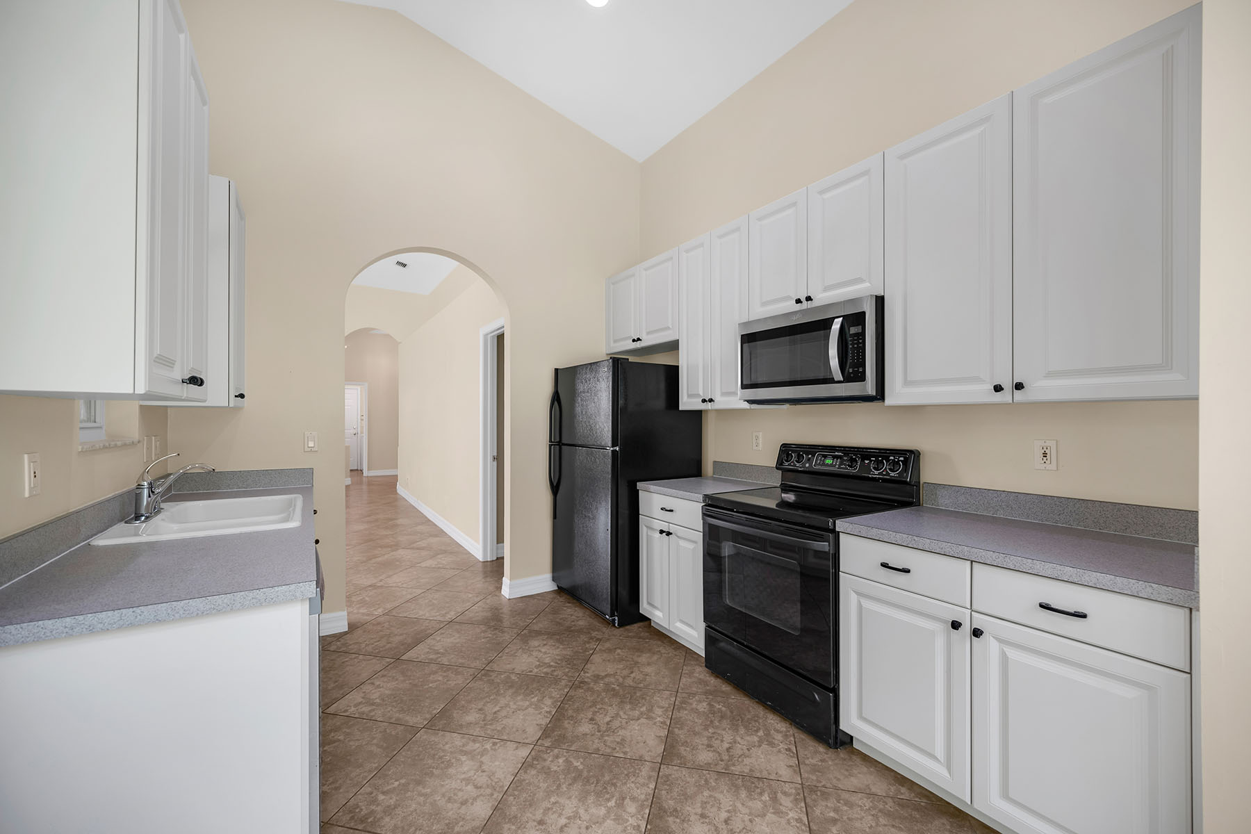 1293 Barrigona Court