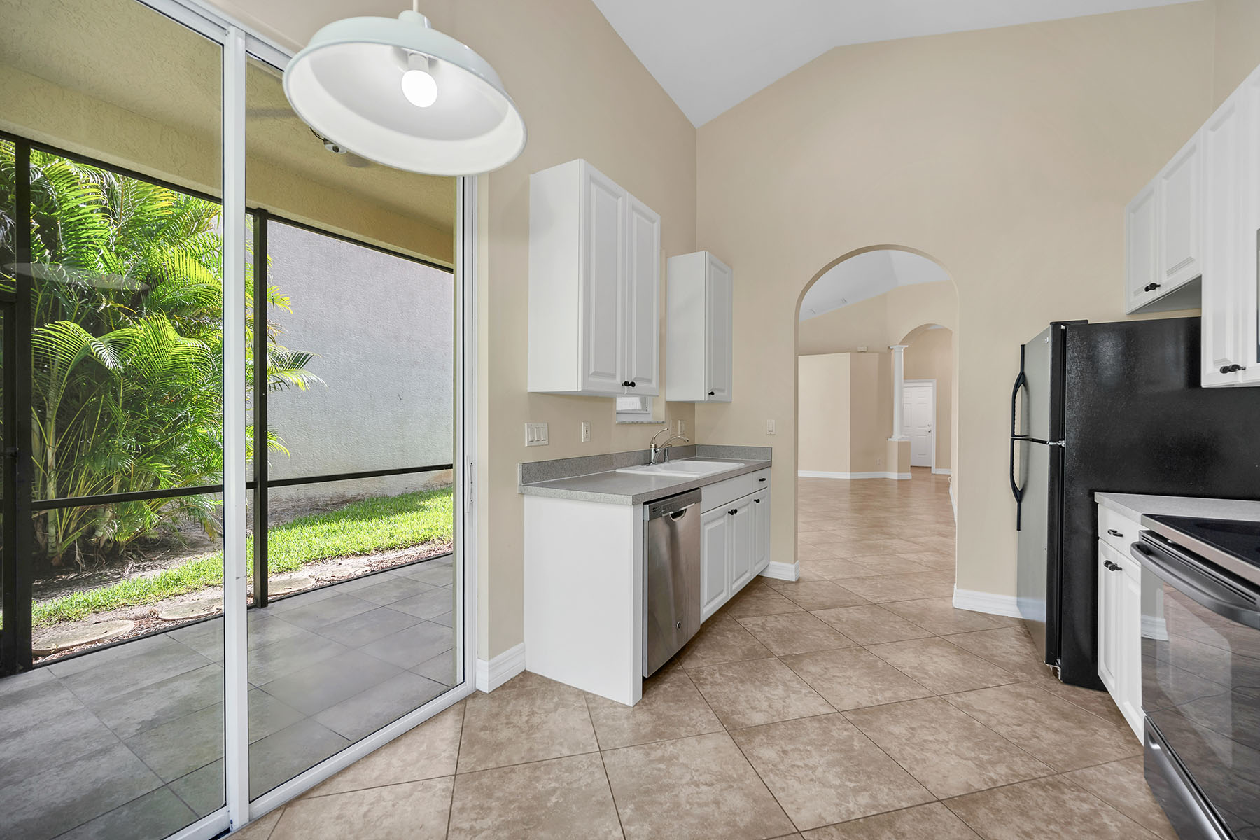 1293 Barrigona Court