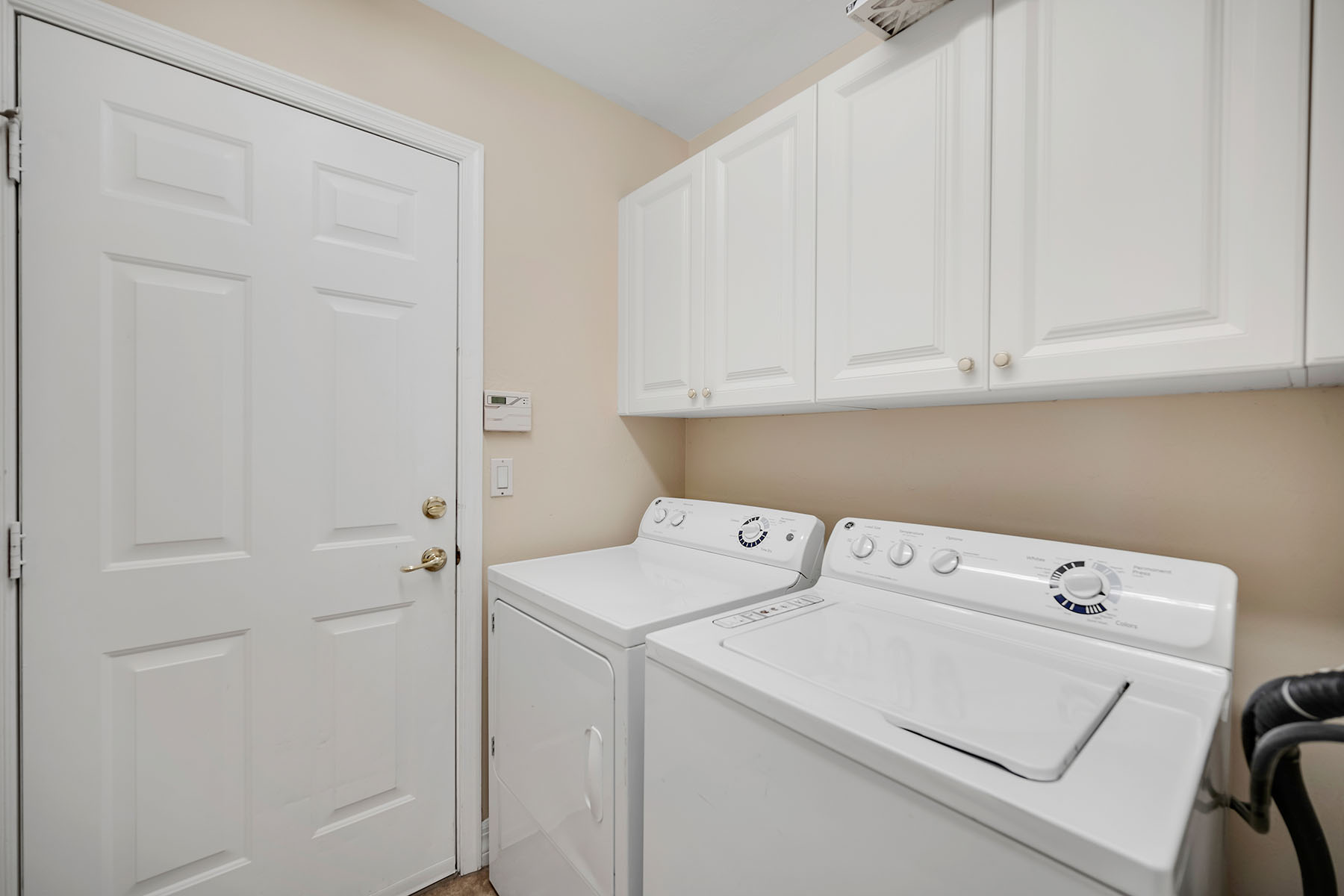 1293 Barrigona Court