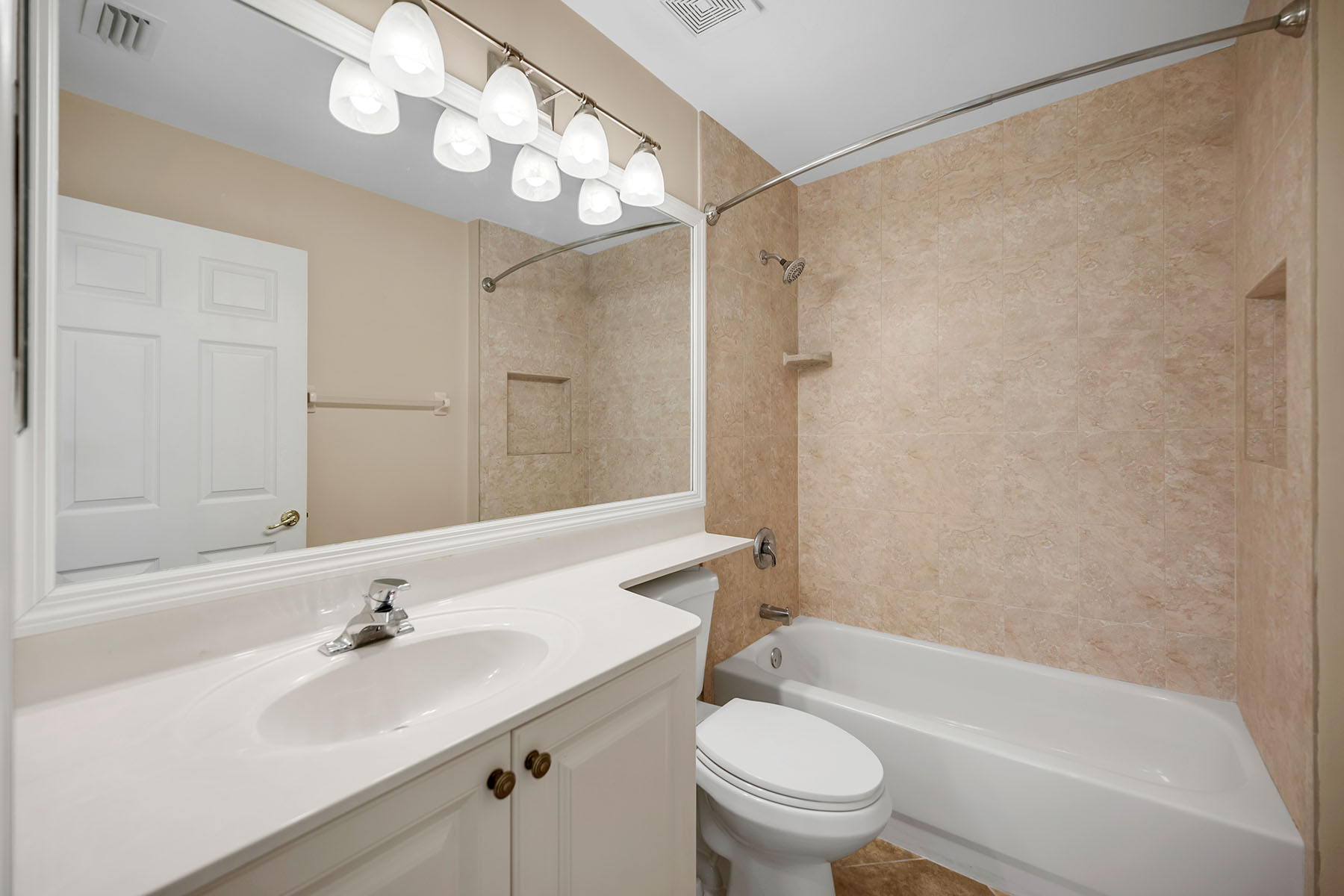 1293 Barrigona Court
