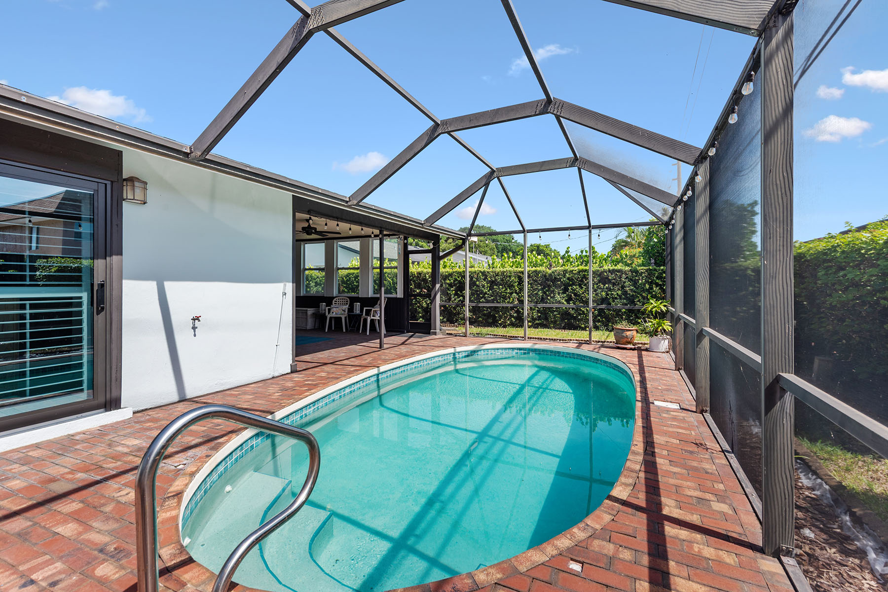 4980 Napoli Drive